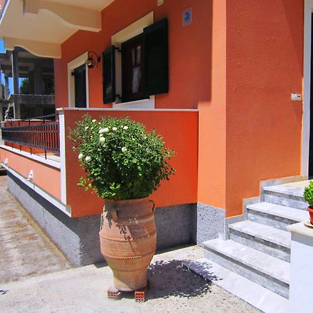 Varvara Studios & Apartments II Peroulades  Екстер'єр фото