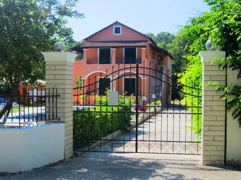 Varvara Studios & Apartments II Peroulades  Екстер'єр фото