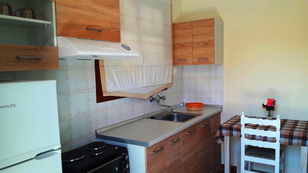 Varvara Studios & Apartments II Peroulades  Екстер'єр фото