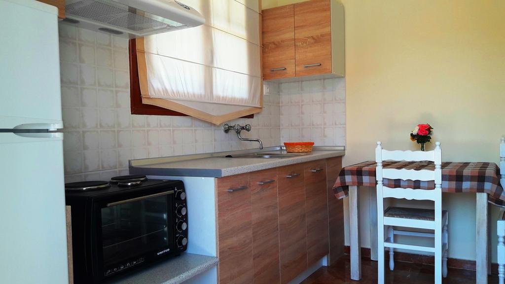 Varvara Studios & Apartments II Peroulades  Екстер'єр фото