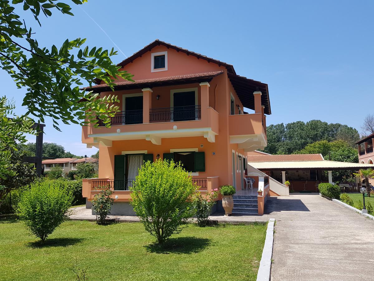 Varvara Studios & Apartments II Peroulades  Екстер'єр фото