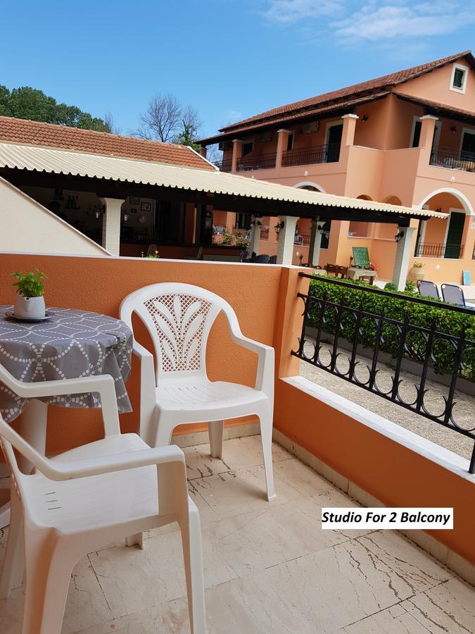 Varvara Studios & Apartments II Peroulades  Екстер'єр фото